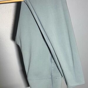 Uniqlo Women's Leggings in Mint